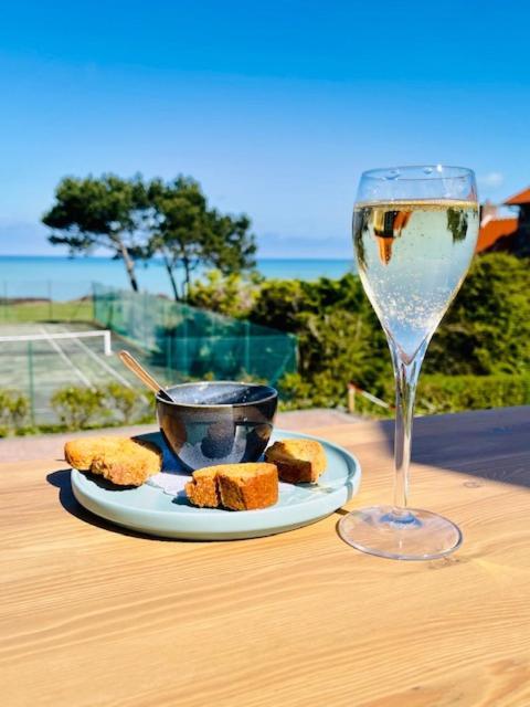 Hôtel De La Terrasse Varengeville-sur-Mer Buitenkant foto